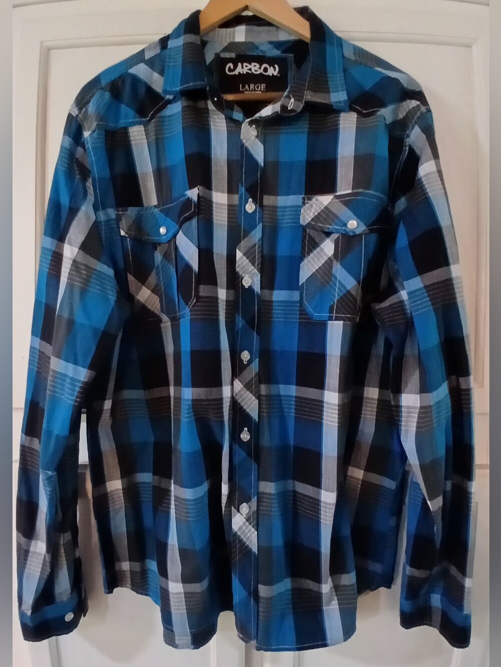 NWOT - Carbon Men's Western Style Long Sleeve Button-down Plaid Shirt Size L